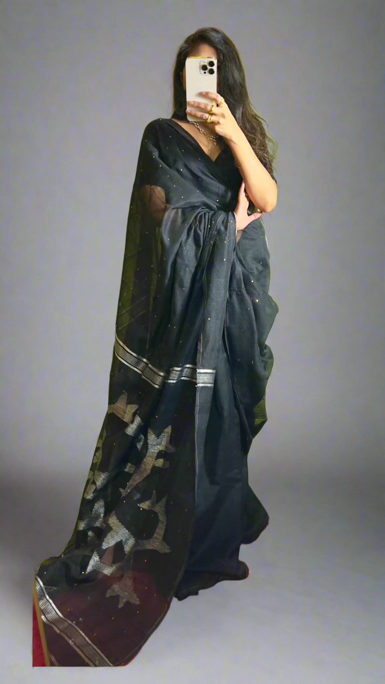 Noor – Maheshwari Cotton Silk Saree with Jamdani & Sequin Work